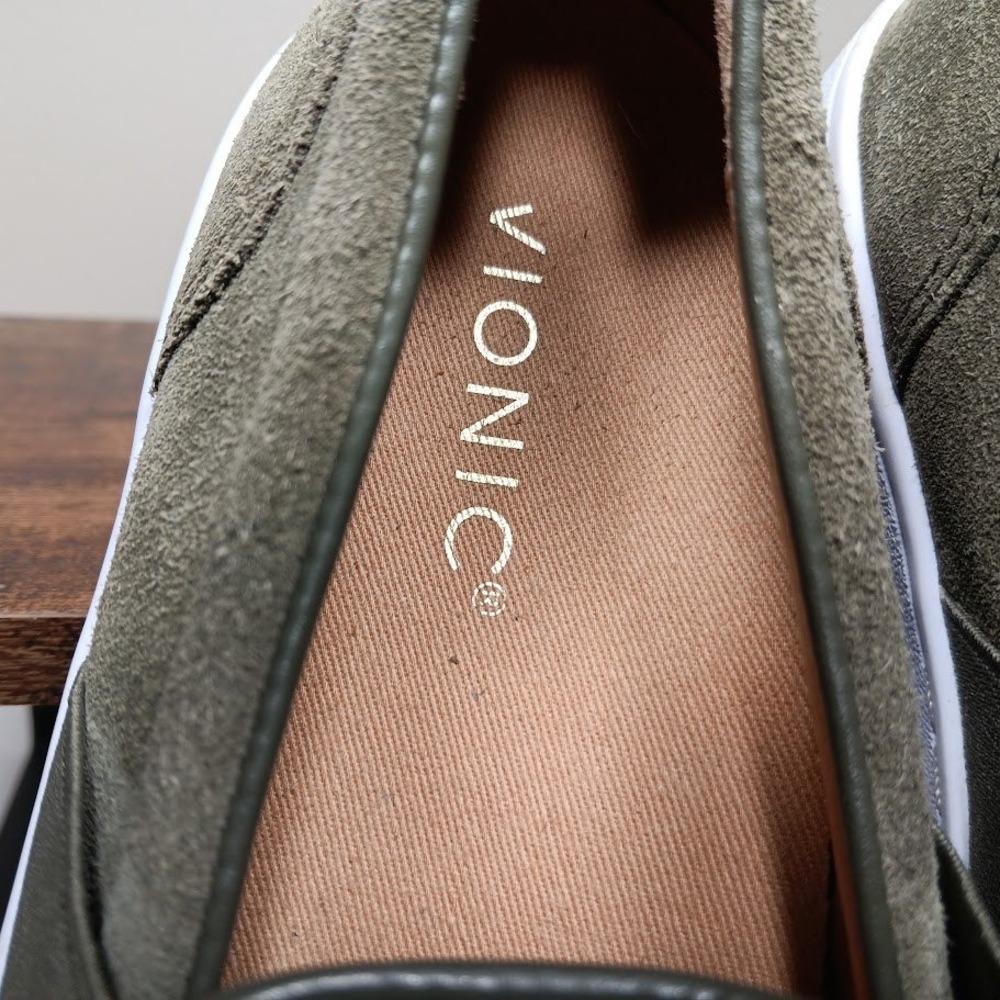 Vionic Slip On Sneakers Kani Womens 9 Olive Green Suede Perforated Floral Good - Picture 10 of 11